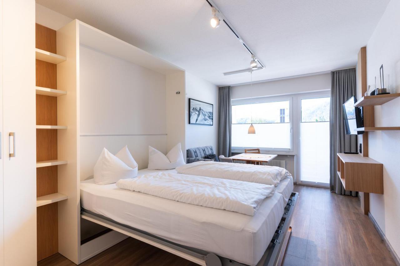 I. Benne Apartment *